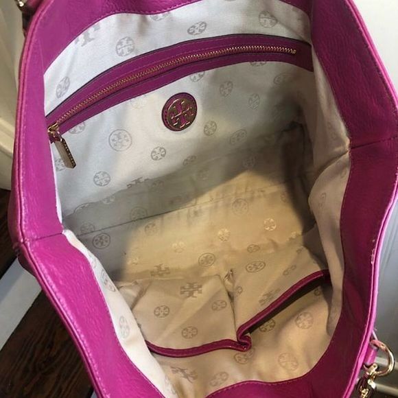 TORY BURCH Fuchsia Leather Bag With Embroidered Shoulder Straps Leather Tassels - Picture 8 of 17